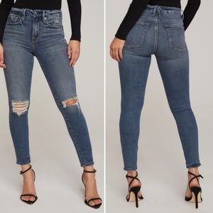 Good American Distressed Medium Wash Cropped Jeans - Size 8/29